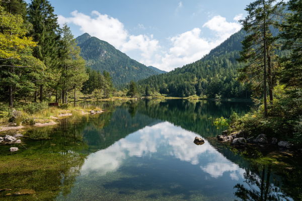 Озеро в горах